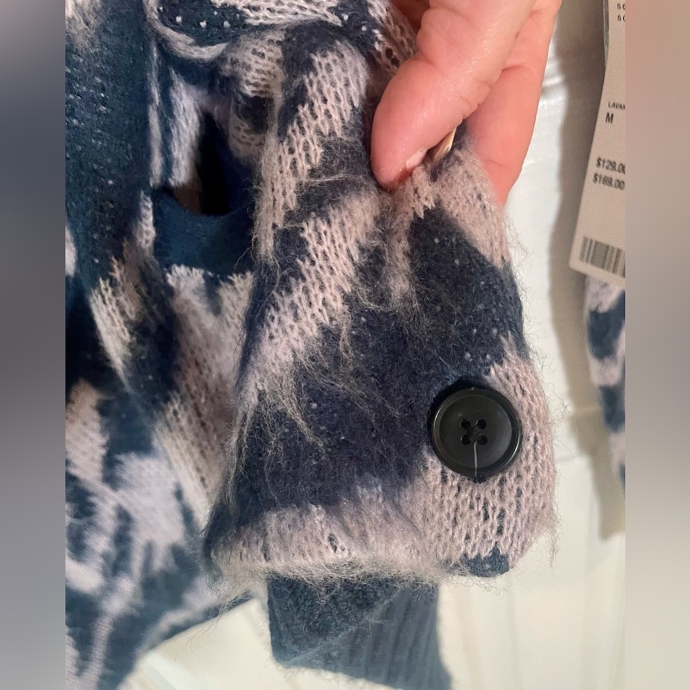 Urban Outfitters Cardigan Sweater Medium Fuzzy Animal Print NWT New Lagenlook - Picture 9 of 12